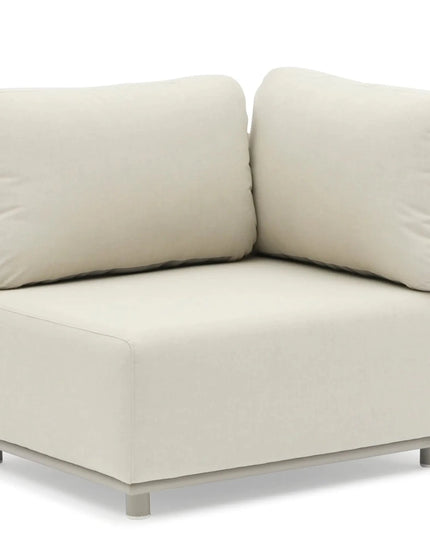 Hug 3‑istuttava sohva – Couture Jardin | Modulaarinen premium‑ulkosohva - KalusteDuo_Huonekaluliike_3 istuttava sohva