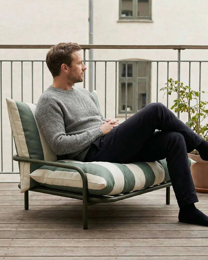 Mollis Lounge ‑tuoli - 3 eri väriä - KalusteDuo_Huonekaluliike_ulkotuoli