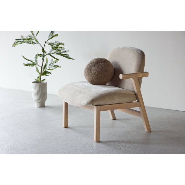 Rile nojatuoli - valkolakattu/ beige - KalusteDuo_Huonekaluliike_Nojatuoli